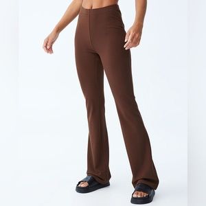 Small flare soft pant